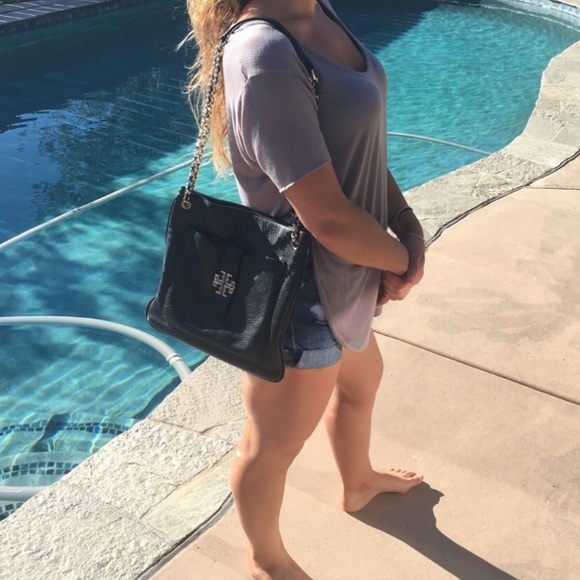 Tory Burch💕Black Leather “Swingpack Plaque” Purse - Picture 5 of 5